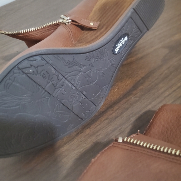 Dr. Scholls Copper Brown Boots - Picture 6 of 9